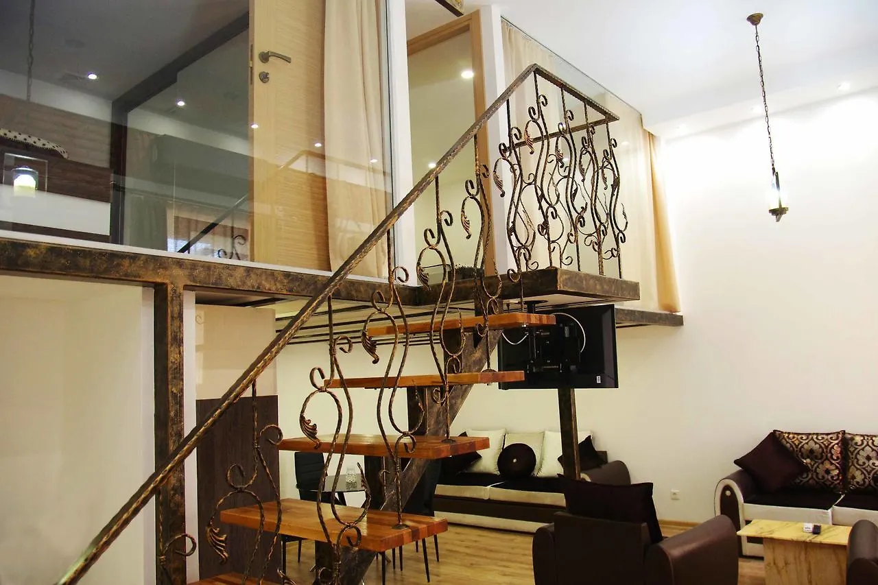 Apartment On Tabidze Tbilisi